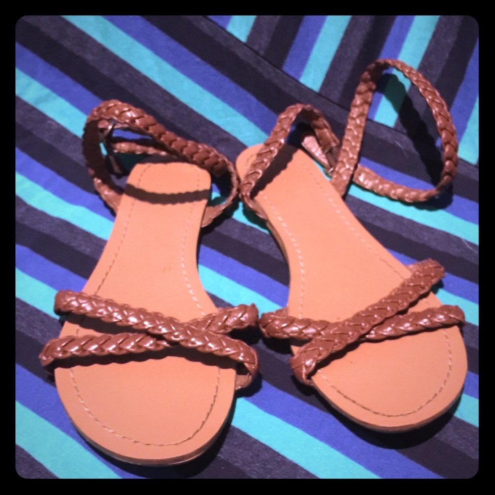 Old Navy strappy braided style sandals